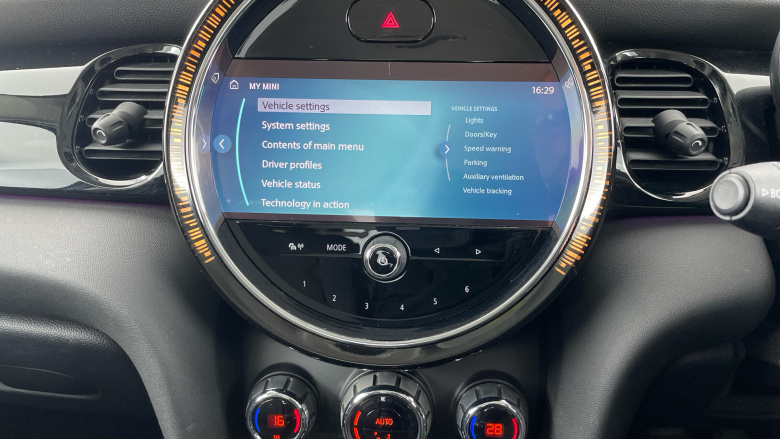 MINI Hatchback 1.5 Cooper Classic 5dr Petrol Hatchback